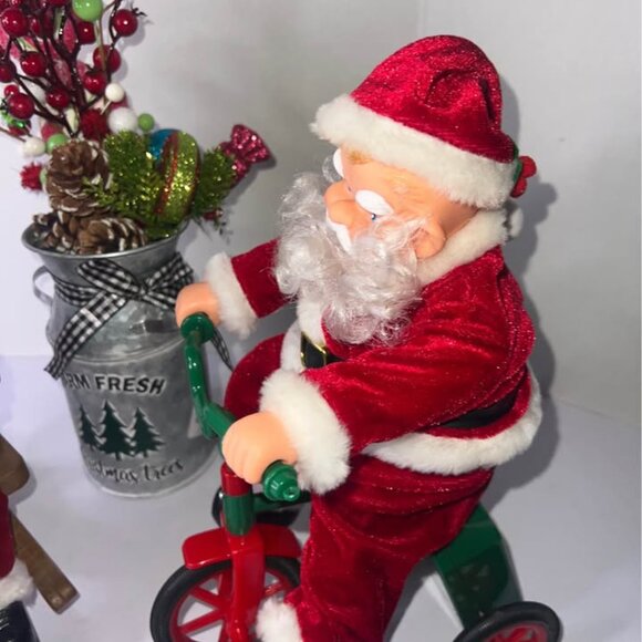 santa Claus riding bike/rocking chair/candy base flower (X) - Picture 3 of 5